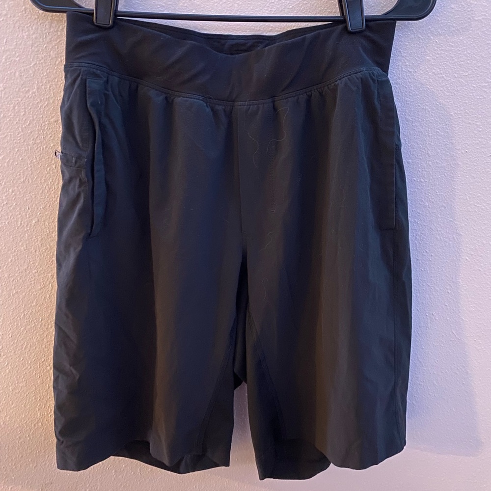 Men’s Lululemon Athletic Shorts